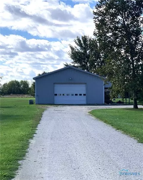 23940 W Walbridge Rd, Curtice, OH 43412 photo 5