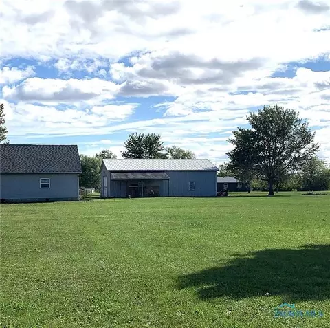 23940 W Walbridge Rd, Curtice, OH 43412 photo 4