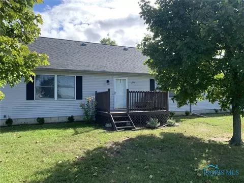 23940 W Walbridge Rd, Curtice, OH 43412 photo 3