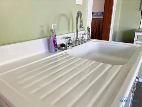 353 N Wayne St, Kenton, OH 43326 photo 9