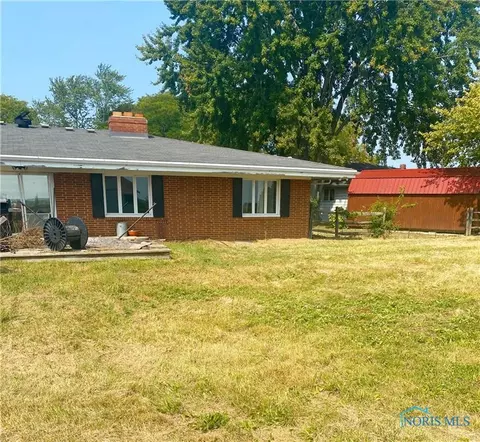 1305 Orville Ct, Northwood, OH 43619