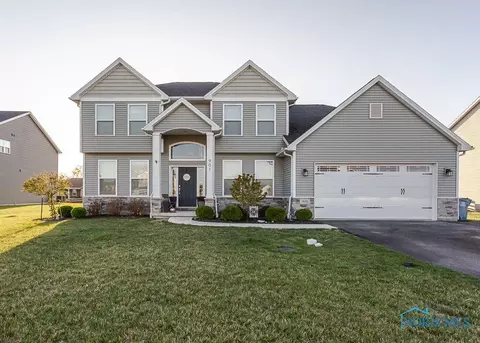 901 Timber Wood Ct, Waterville, OH 43566