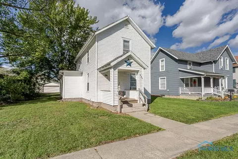 532 Union Pl, Fremont, OH 43420