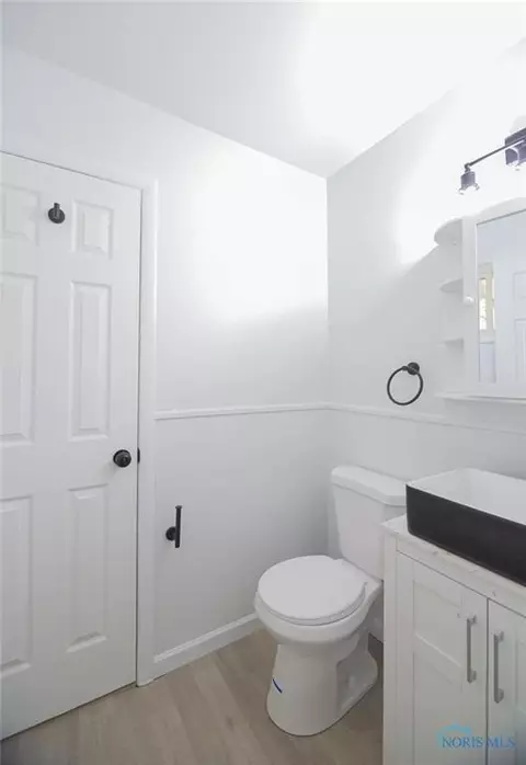 828 Independence Rd, Toledo, OH 43607 photo 6