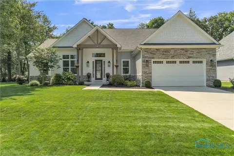 4635 Sandhill Ct, Sylvania, OH 43560