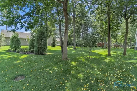 4629 Sandhill Ct, Sylvania, OH 43560