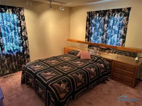 620 Center Ridge Rd, Bryan, OH 43506 photo 7