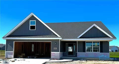 15697 Sunset Maple Dr, Perrysburg, OH 43551