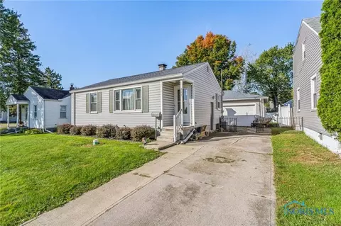 311 Independence Ave, Fostoria, OH 44830
