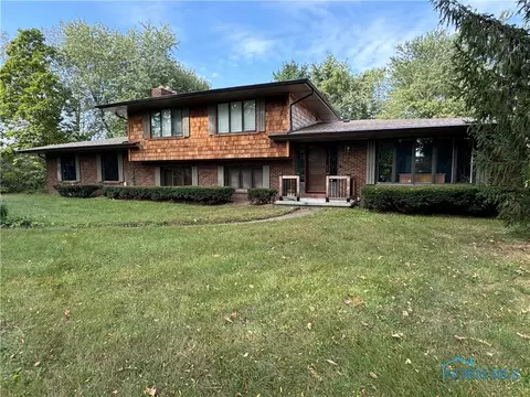 3303 Herr Rd, Sylvania, OH 43560