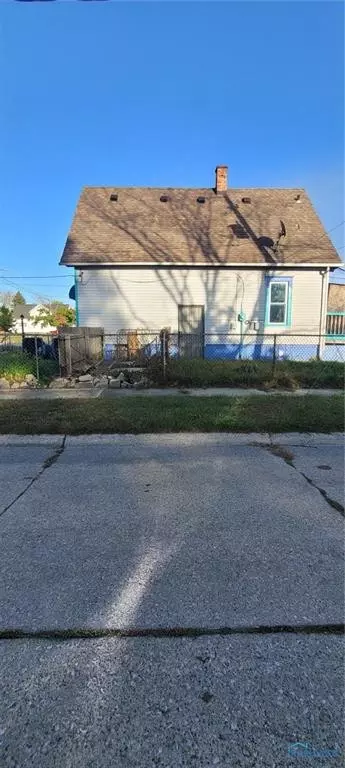 841 Belmont Ave, Toledo, OH 43607 photo 3