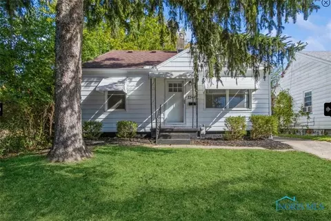 2346 Hinde Rd, Toledo, OH 43607 photo 2