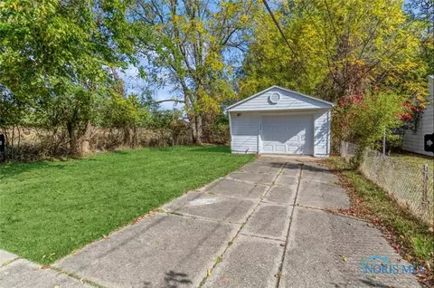 2346 Hinde Rd, Toledo, OH 43607 photo 14