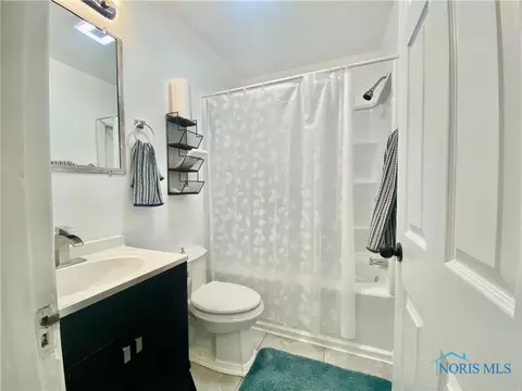 749 Cuthbert Rd, Toledo, OH 43607 photo 10