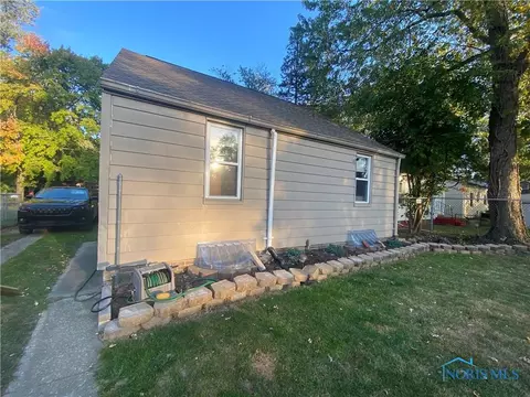 749 Cuthbert Rd, Toledo, OH 43607 photo 26