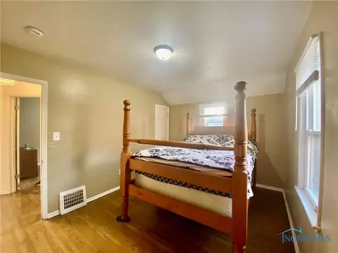 749 Cuthbert Rd, Toledo, OH 43607 photo 12