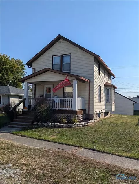 1107 Cleveland St, Fremont, OH 43420