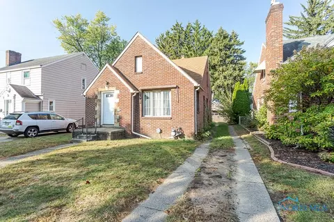 3909 Rushland Ave, Toledo, OH 43613