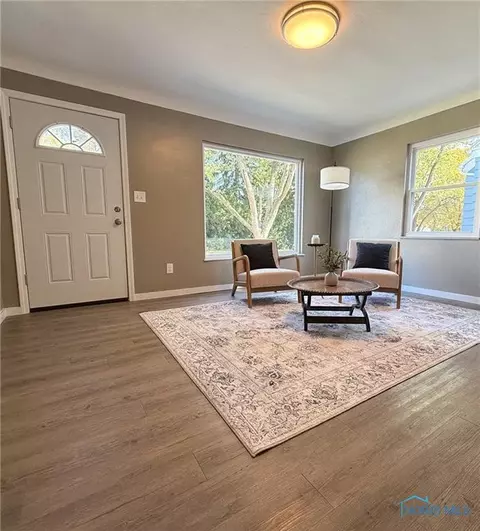 2017 Farnham Rd, Toledo, OH 43607 photo 7