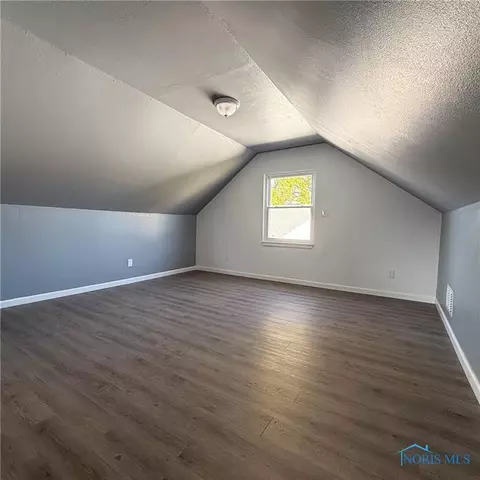 2017 Farnham Rd, Toledo, OH 43607 photo 23