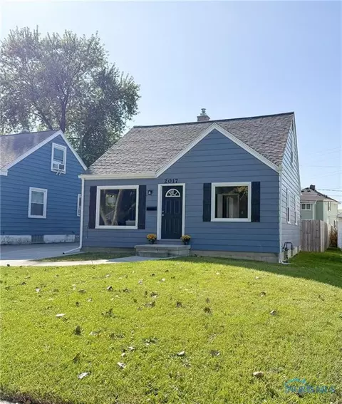 2017 Farnham Rd, Toledo, OH 43607 photo 3