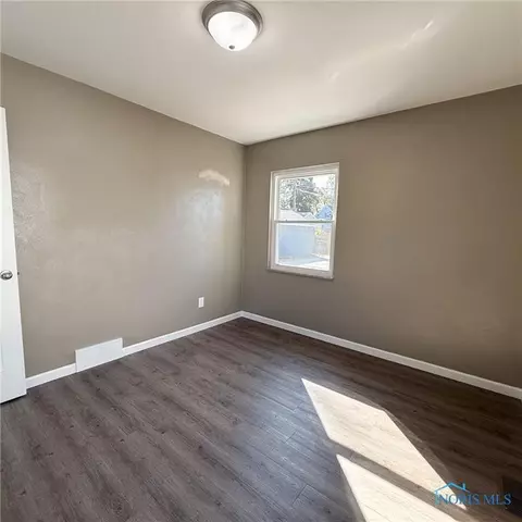 2017 Farnham Rd, Toledo, OH 43607 photo 22