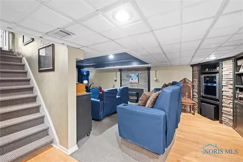 1951 Richmond Rd, Toledo, OH 43607 photo 27