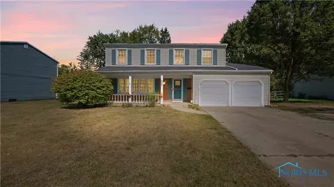 537 Dussel Dr, Maumee, OH 43537