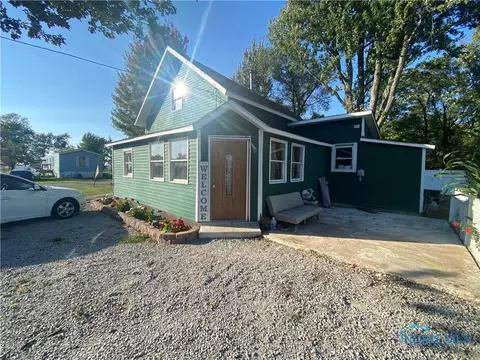 20046 W Mulberry St, Hoytville, OH 43529