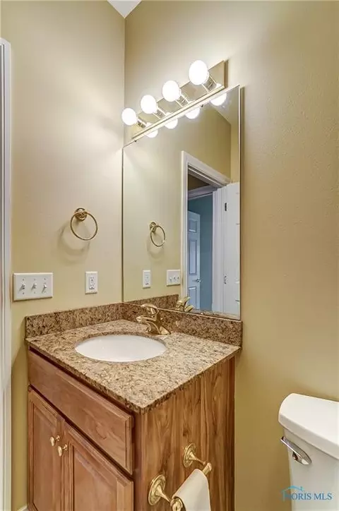 7235 Compass Point Ct, Maumee, OH 43537 photo 38
