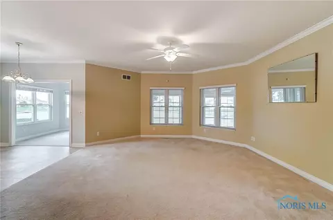7235 Compass Point Ct, Maumee, OH 43537 photo 16