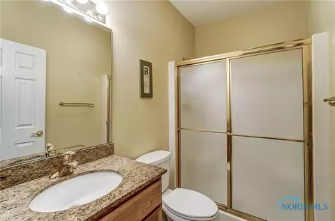 7235 Compass Point Ct, Maumee, OH 43537 photo 37