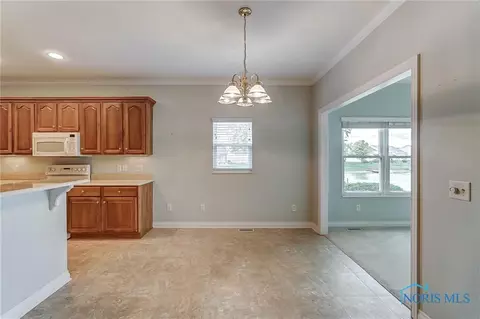 7235 Compass Point Ct, Maumee, OH 43537 photo 20