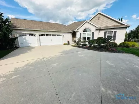 6521 Berkey Southern Rd, Whitehouse, OH 43571