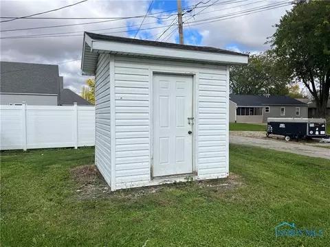 315 Elm St #A, Deshler, OH 43516 photo 14