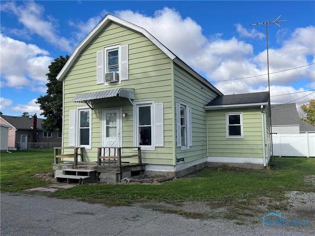 315 Elm St #A, Deshler, OH 43516