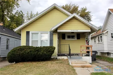 1740 Marlow Rd, Toledo, OH 43613