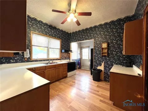 Kitchen - 213 E Johnson St, Upper Sandusky, OH 43351 photo 1 of 3