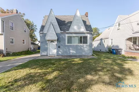 3615 Wallwerth Dr, Toledo, OH 43612