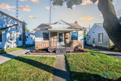 305 Warrington Rd, Toledo, OH 43612