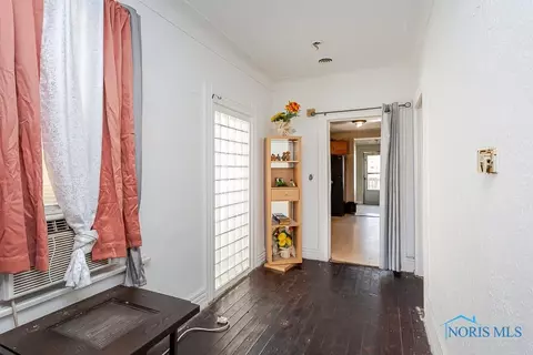 227 E Central Ave, Toledo, OH 43608 photo 9