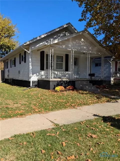 2045 Hurd St, Toledo, OH 43605