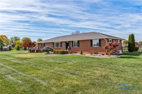 108 East St, Vanlue, OH 45890