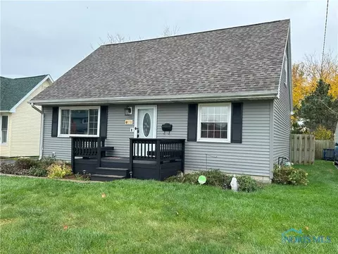 2708 101st St, Toledo, OH 43611