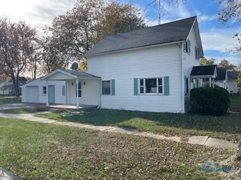 121 Lee Ave, Holgate, OH 43527 photo 2