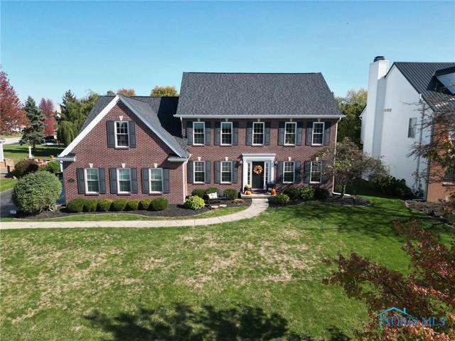 619 Chippewa Ln, Perrysburg, OH 43551