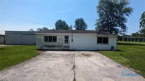 902 E South St, North Baltimore, OH 45872