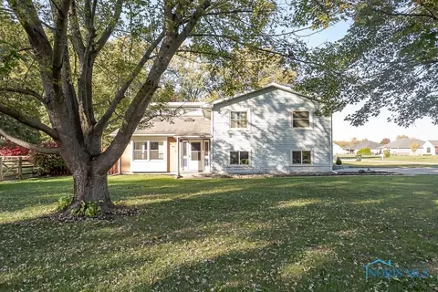 6448 Field Ave, Whitehouse, OH 43571