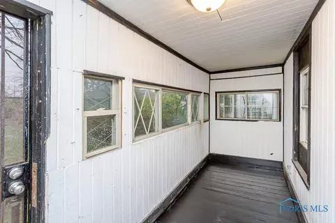 1028 Klondike St, Toledo, OH 43607 photo 5