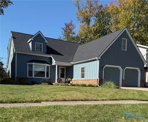 5211 Bridlington Dr, Toledo, OH 43623